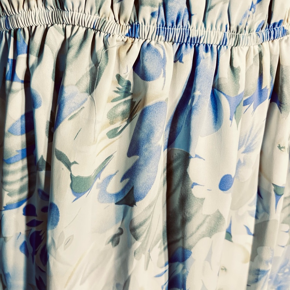 Light Blue & White Floral Maxi Dress. Size 2XL. NWTGS - Picture 4 of 5